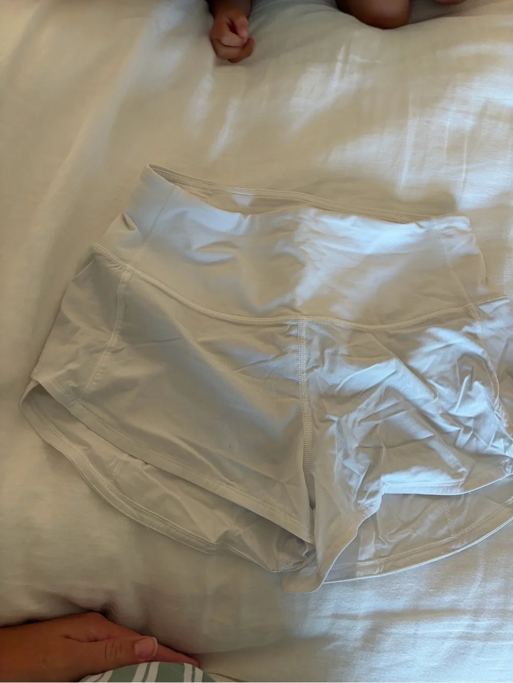 lululemon speed up short 2.5" high rise - Picture 3 of 5